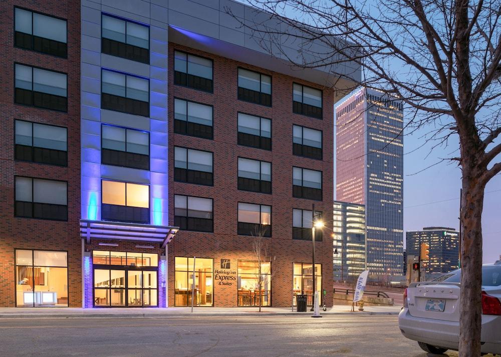 Holiday Inn Express & Suites - Tulsa Downtown - Arts District, An Ihg Hotel Exterior photo